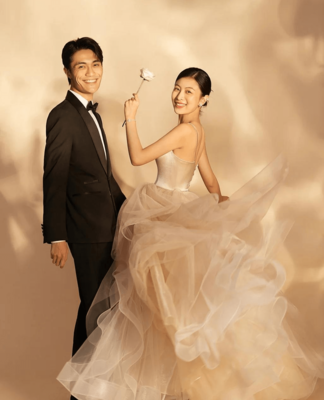 新娘百分百婚纱摄影极致浪漫的室内光影婚纱照~心动华尔兹