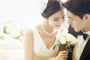 郑州婚纱摄影哪家好 怎么选择工作室